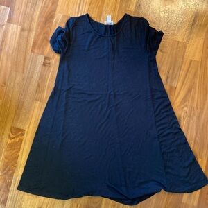Loft, black T-shirt short sleeve size small dress.